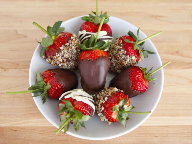 Chocolate-Strawberries-640x480.jpg
