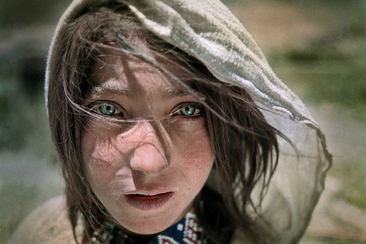 Пастушка Азра. Территория, на которой живут киргизы, называется Ваханский коридор. Здесь местные жители тщательно оберегают свои традиции, но живут в нищете