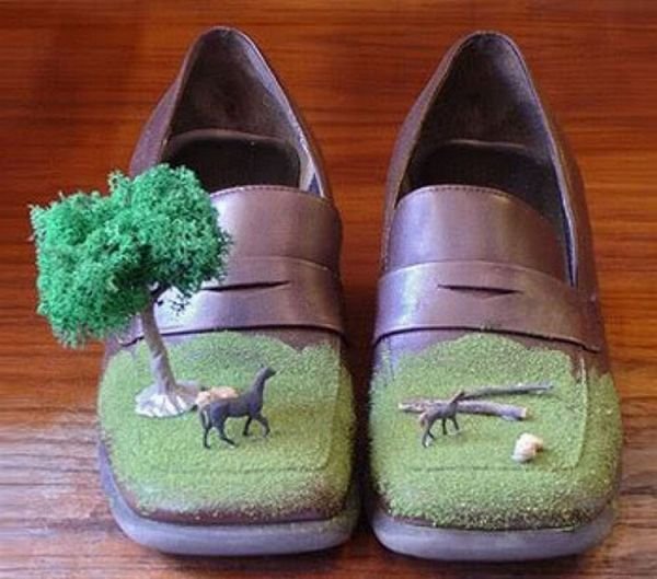1300219286_crazy_shoes_07.jpg