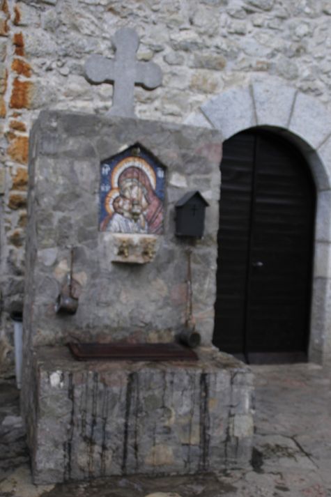 Монастырь Морача